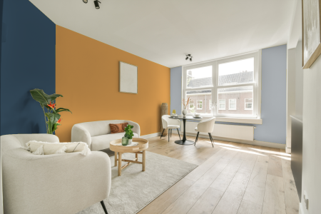 kamer in kleur S 1050-y20r met designkleuren op de wanden