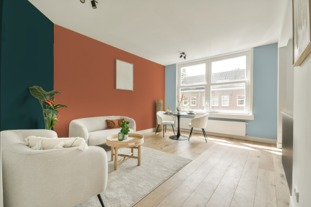 kamer in kleur S 2050-y60r met designkleuren op de wanden