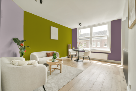 kamer in kleur S 2070-g60y met designkleuren op de wanden