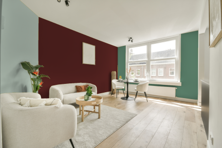 kamer in kleur S 5540-y90r met designkleuren op de wanden