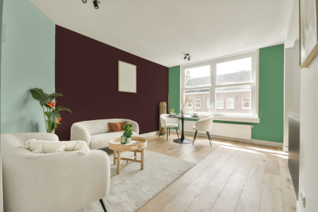 kamer in kleur S 7020-r met designkleuren op de wanden