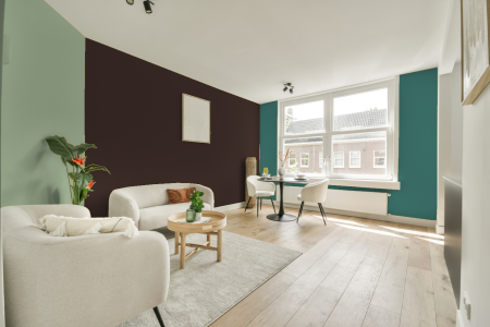 kamer in kleur Ral 8017 met designkleuren op de wanden