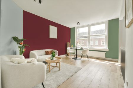 kamer in kleur Ppg1051-7 met designkleuren op de wanden