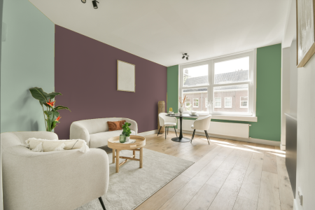 kamer in kleur Ppg1054-6 met designkleuren op de wanden