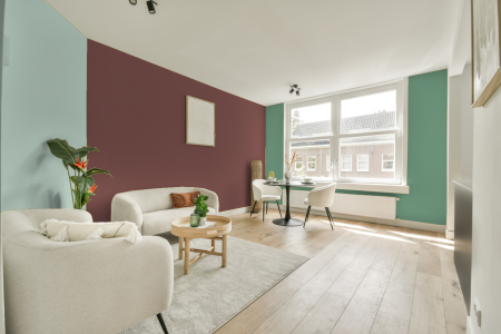 kamer in kleur Ppg1059-6 met designkleuren op de wanden