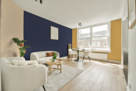 kamer in kleur Ppg1171-7 met designkleuren op de wanden