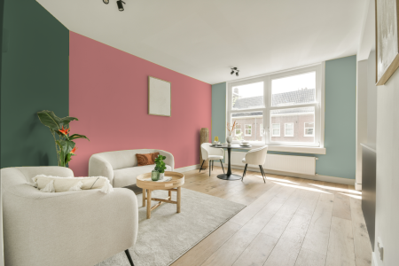 kamer in kleur Ppg1188-4 met designkleuren op de wanden