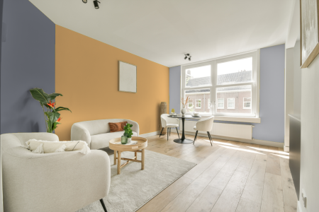 kamer in kleur Ppg1204-5 met designkleuren op de wanden