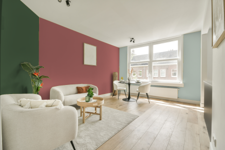 kamer in kleur Ppg18-29 met designkleuren op de wanden