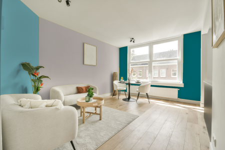 kamer in kleur Dn.02.82 met designkleuren op de wanden