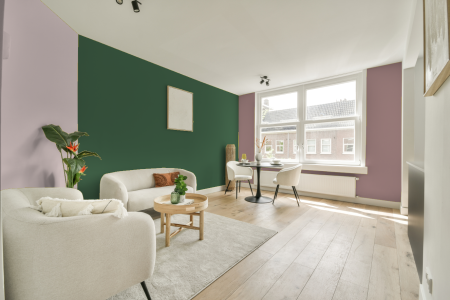 kamer in kleur K8.27.36 met designkleuren op de wanden