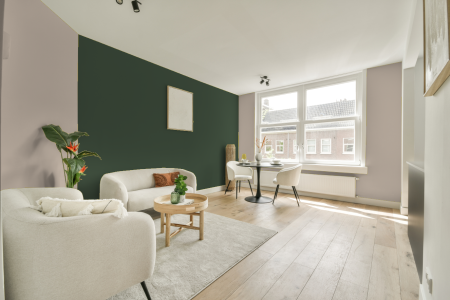 kamer in kleur Sikkens woud groen met designkleuren op de wanden