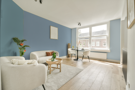 kamer met ton-sur-ton kleurencombinatie en Smooth indigo