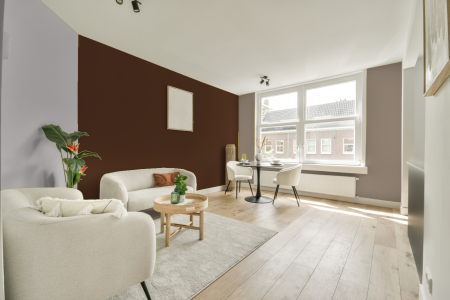 woonkamer met neutrale kleuren en 6045