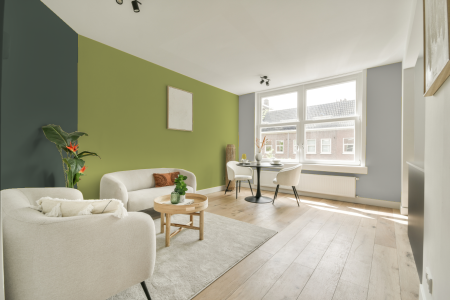 woonkamer met neutrale kleuren en 6055