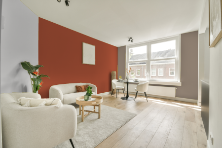 woonkamer met neutrale kleuren en 8045