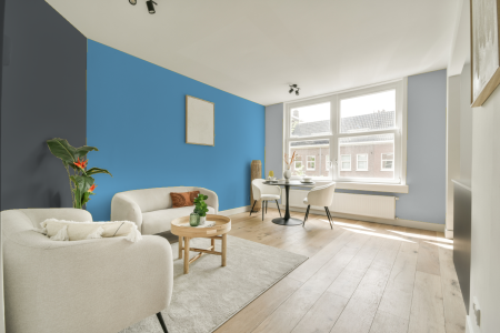 woonkamer met neutrale kleuren en Gn 001-08