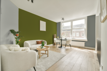 woonkamer met neutrale kleuren en Gn 023-02