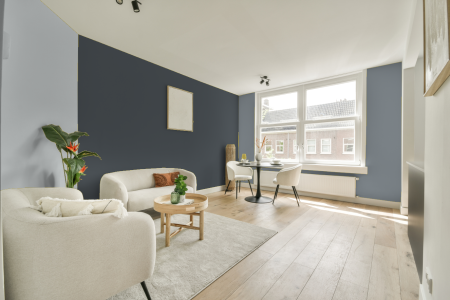 woonkamer met neutrale kleuren en Gn 118-03