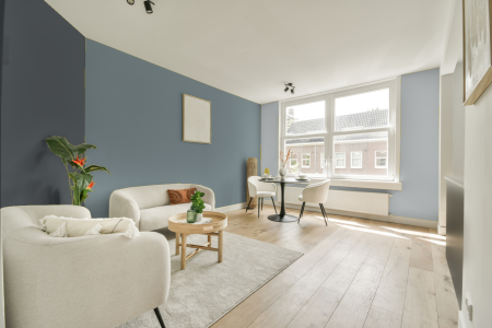 woonkamer met neutrale kleuren en Gn 119-06