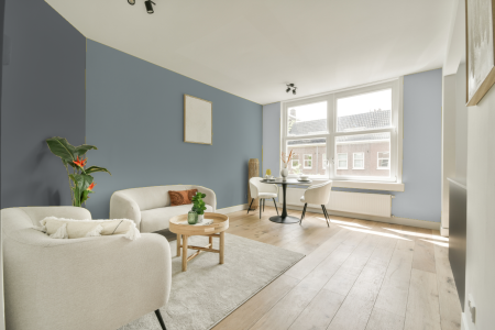 woonkamer met neutrale kleuren en Gn 119-07