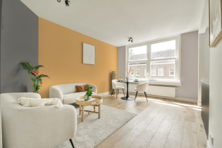 woonkamer met neutrale kleuren en S 0540-y20r