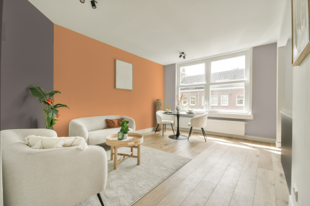 woonkamer met neutrale kleuren en S 0540-y40r