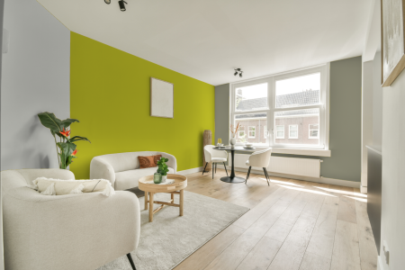 woonkamer met neutrale kleuren en S 0570-g60y