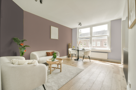 woonkamer met neutrale kleuren en S 3010-y60r