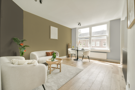 woonkamer met neutrale kleuren en S 3020-g90y