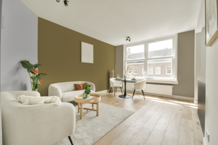 woonkamer met neutrale kleuren en S 4030-g90y