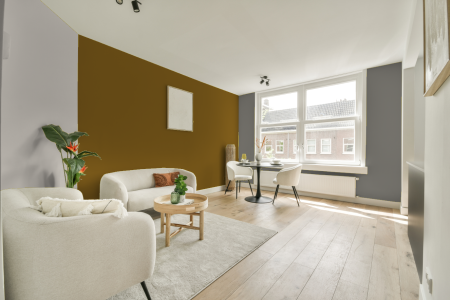 woonkamer met neutrale kleuren en S 4550-y