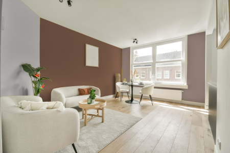 woonkamer met neutrale kleuren en S 5020-y50r