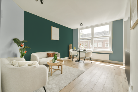 woonkamer met neutrale kleuren en S 6020-b90g