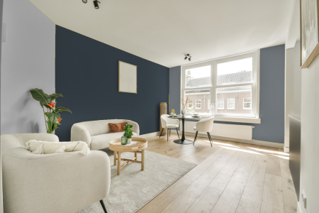 woonkamer met neutrale kleuren en S 7010-r90b