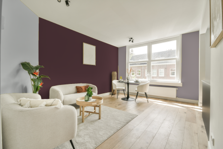 woonkamer met neutrale kleuren en Ral 010 30 15