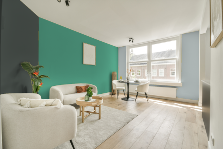 woonkamer met neutrale kleuren en Ral 170 70 35