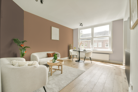 woonkamer met neutrale kleuren en Ppg1080-4