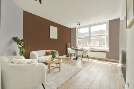 woonkamer met neutrale kleuren en Ppg1080-7