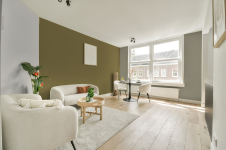 woonkamer met neutrale kleuren en Ppg1114-6