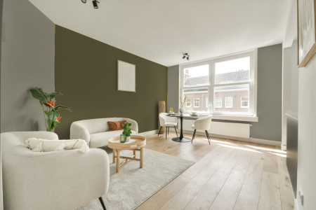 woonkamer met neutrale kleuren en Ppg1115-7