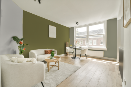 woonkamer met neutrale kleuren en Ppg1119-7