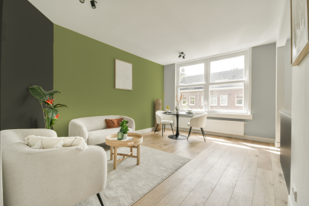 woonkamer met neutrale kleuren en H2.30.60