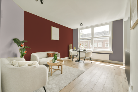 woonkamer met neutrale kleuren en C6.41.26