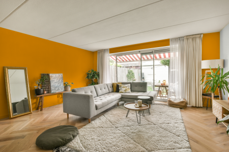 moderne living in de kleur Ral 1028