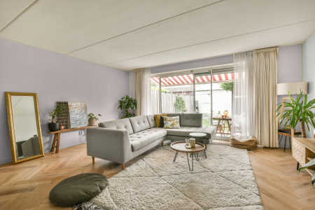 moderne living in de kleur Ppg18-17