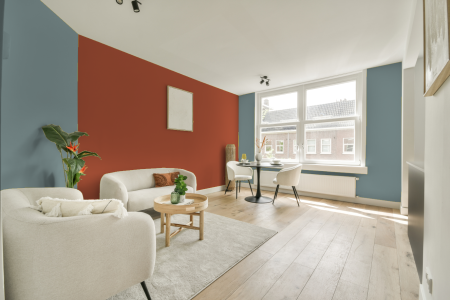 apartement met de kleur 5085 op de muren