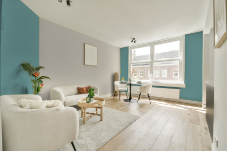 apartement met de kleur Ral 6034 op de muren