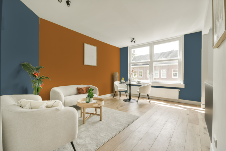 apartement met de kleur Ppg10-10 op de muren