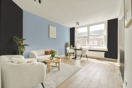 apartement met de kleur Ppg1011-7 op de muren